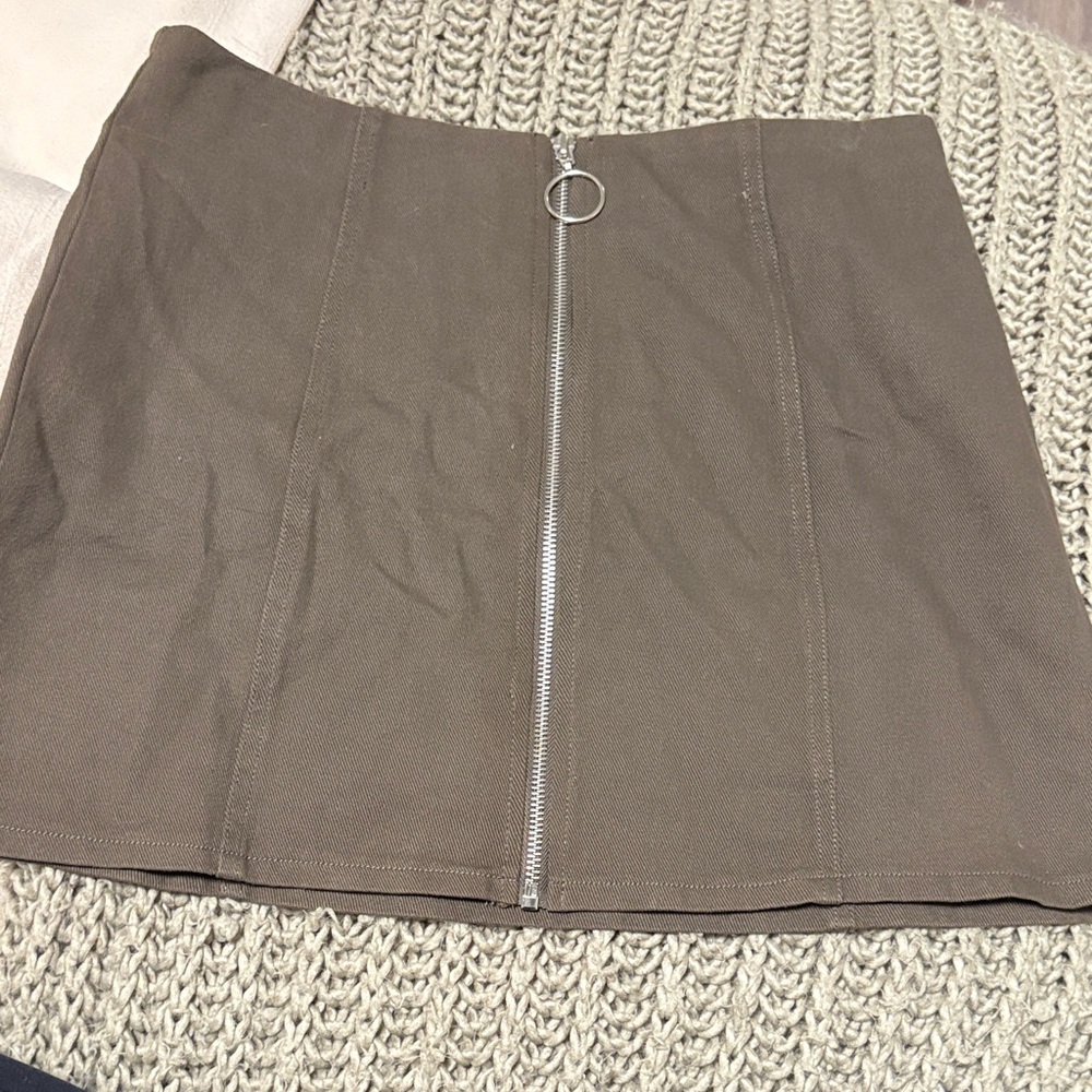 NWT Zip Up Mini Skirt